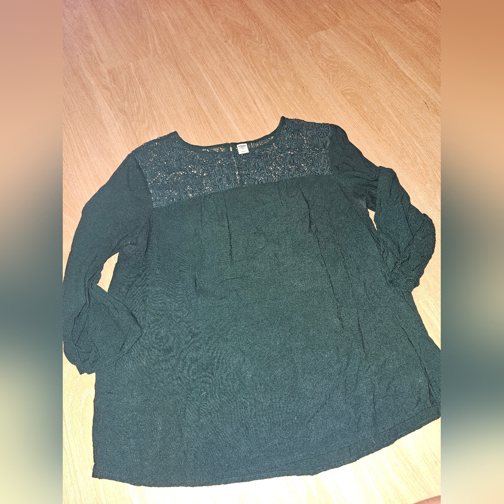 Elegant Green Lace Women's Top